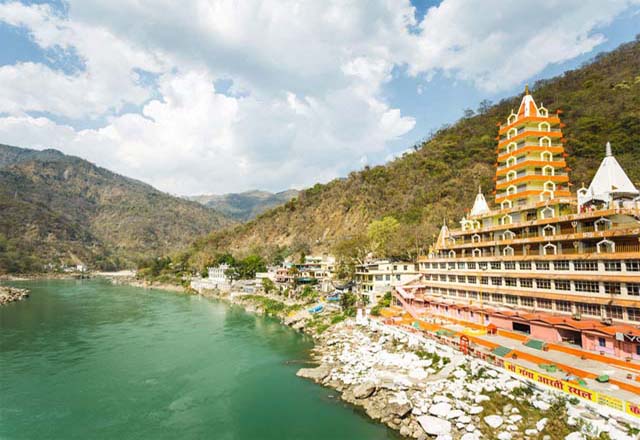 Best Vaishnodevi Tour and Travels Packages